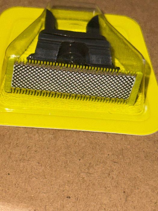 Насадки та леза Philips OneBlade, змінні насадки для тримера