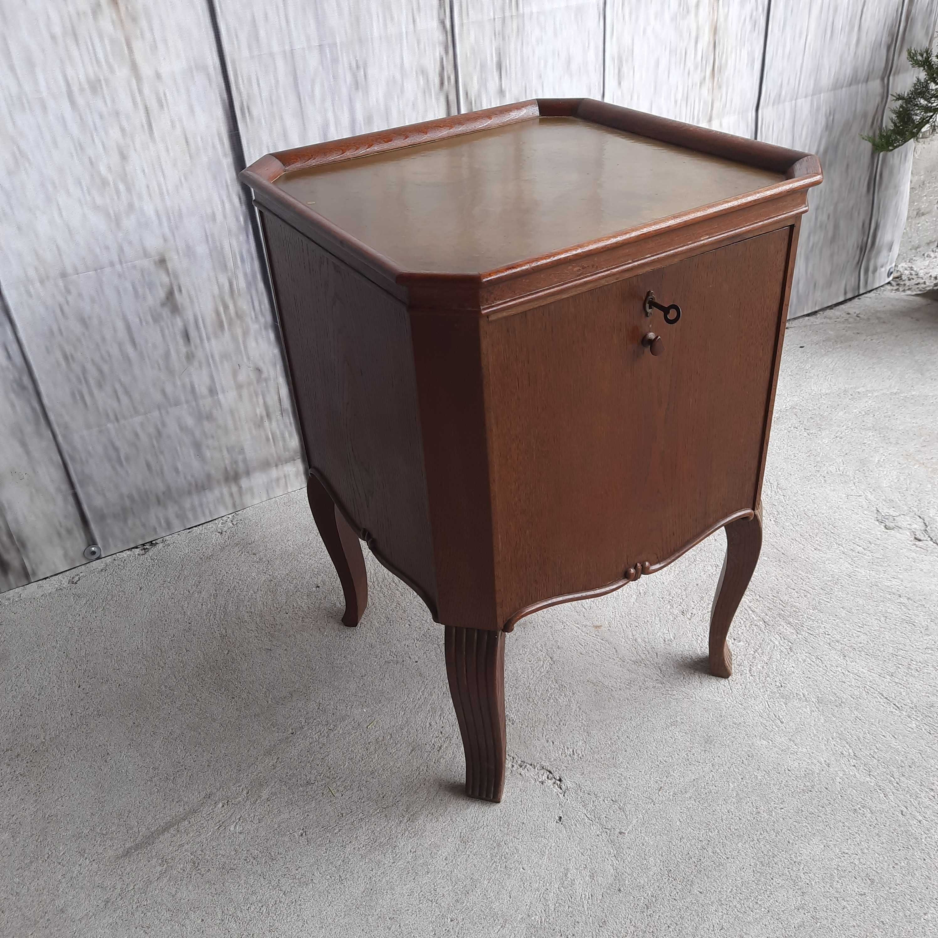 szafka    stylowa  / 470