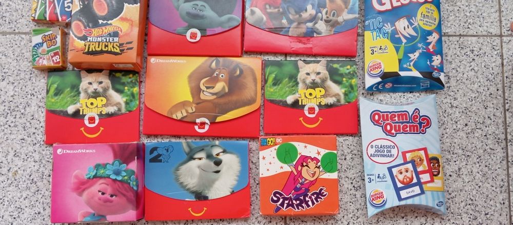 Lote de Diversos Brindes coleção Happy Meal - Mcdonalds