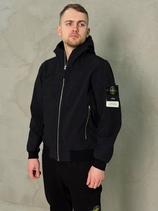 Куртка Stone Island light soft shell-r чорна чоловіча