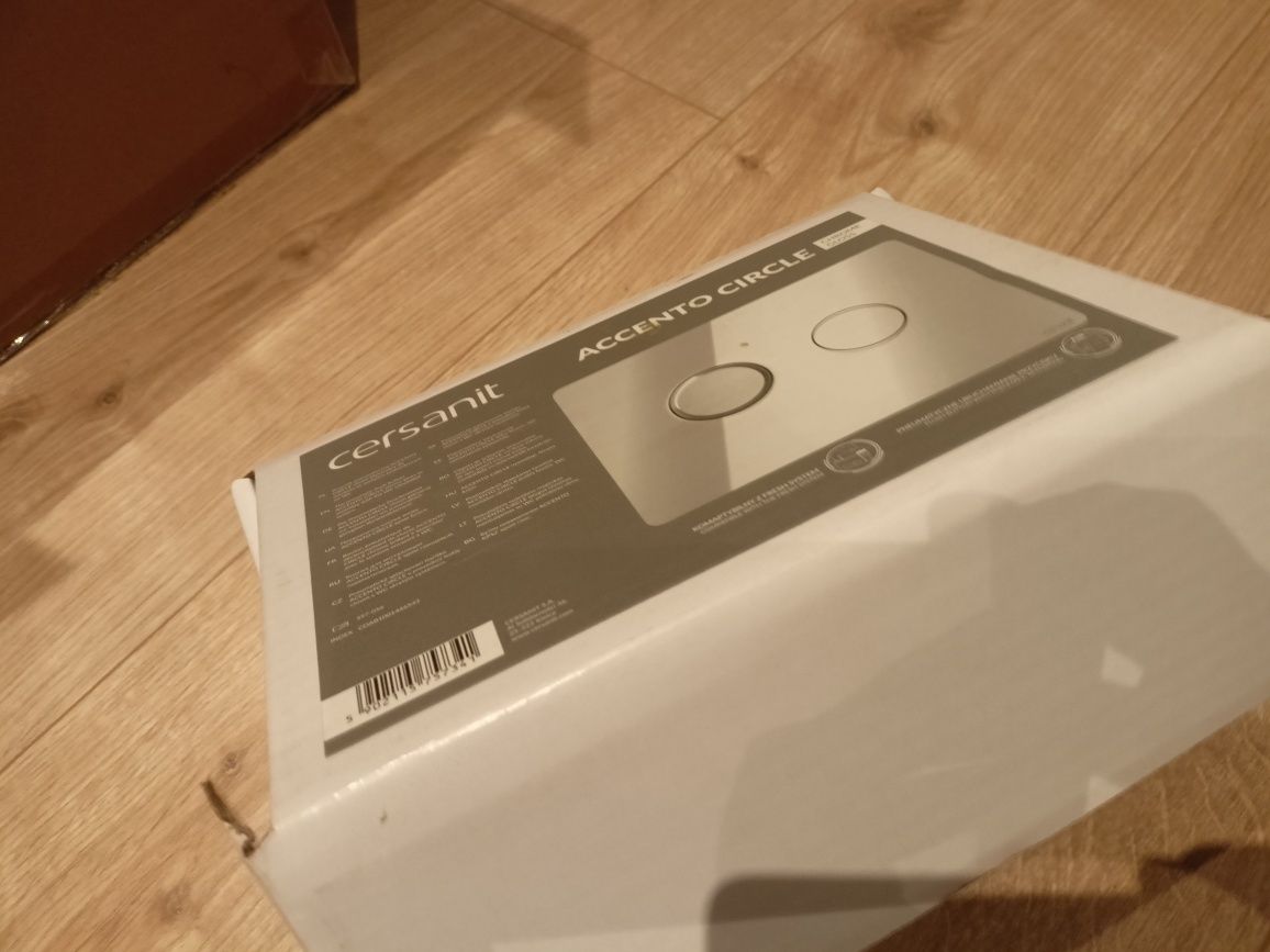 Pneumatyczny przycisk spłukujący do WC Cersanit Accento Circle chrom