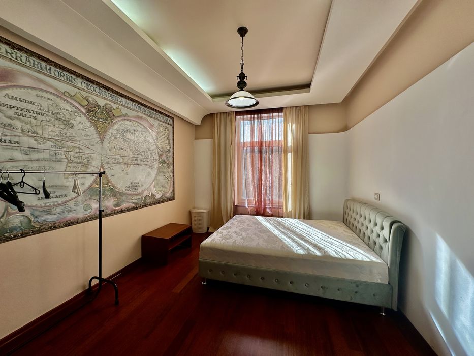 Аренда трехкомнатной квартиры . Клубный дом. Французский бульвар