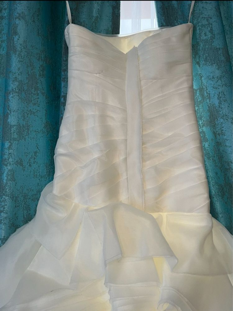 Весільна сукня Vera Wang