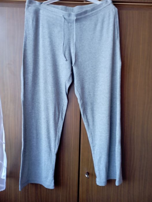 Spodnie sportowe damskie  XL/42