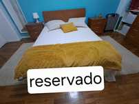 Quarto de casal cor mel