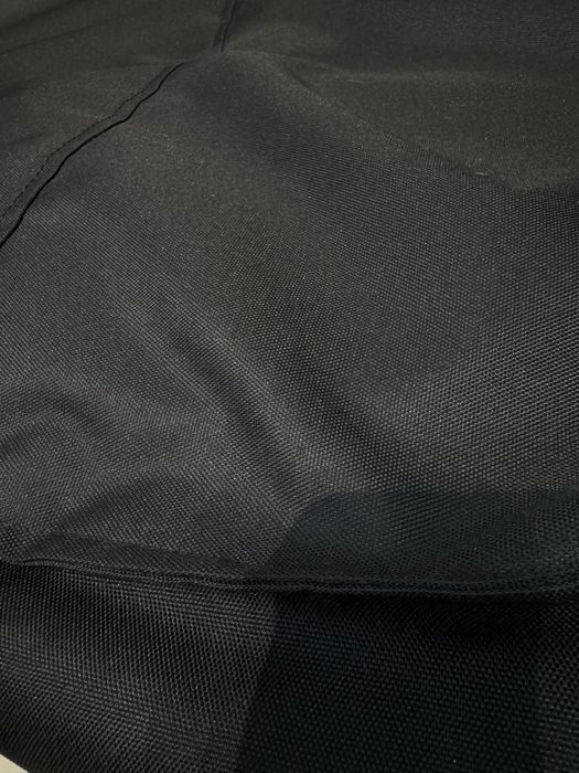 Безкаркасний мʼякий диван