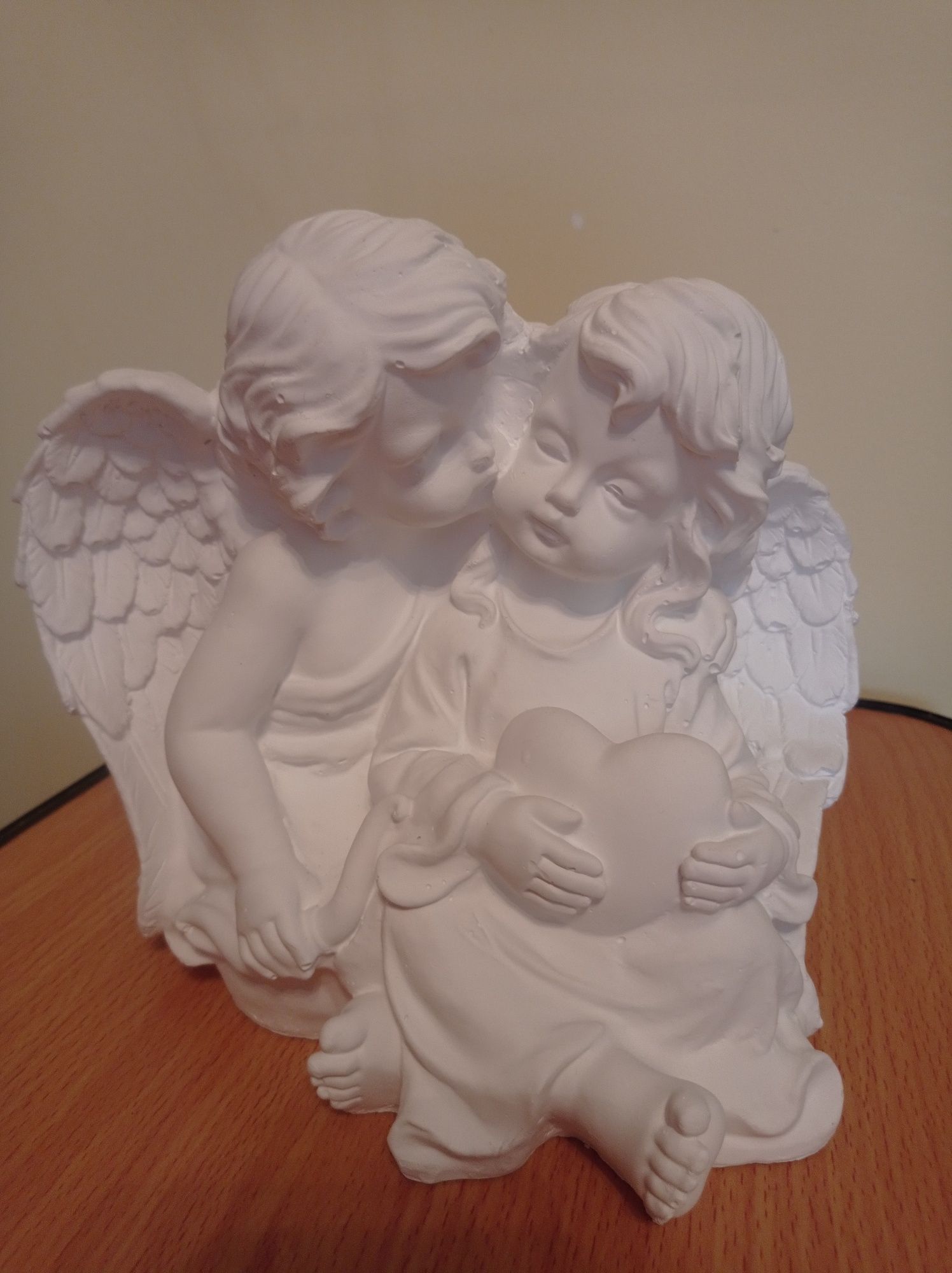 Rzeźba gipsowa aniolki