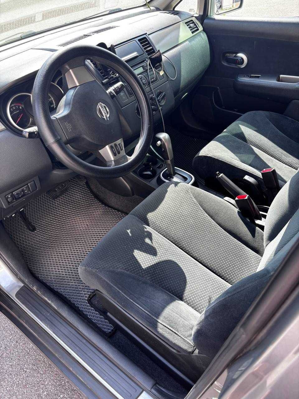Nissan Versa 1.8L