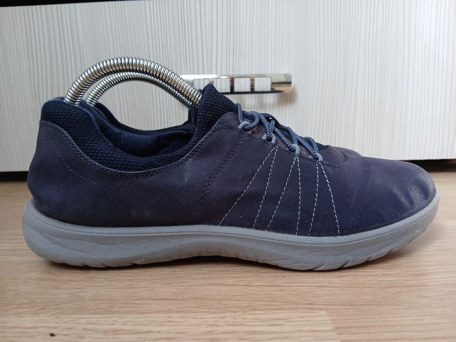 Кроссовки женские фирмы Clarks оригинал