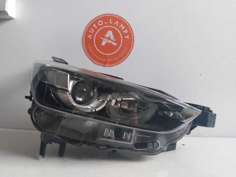 Lampa przednia prawa Mazda CX3 15- 19 Zwykła Europa