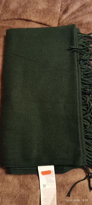 Duży szal firmy Diverse