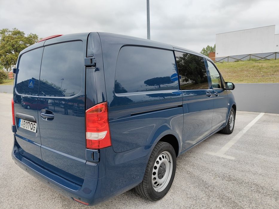 Mercedes Vito  109