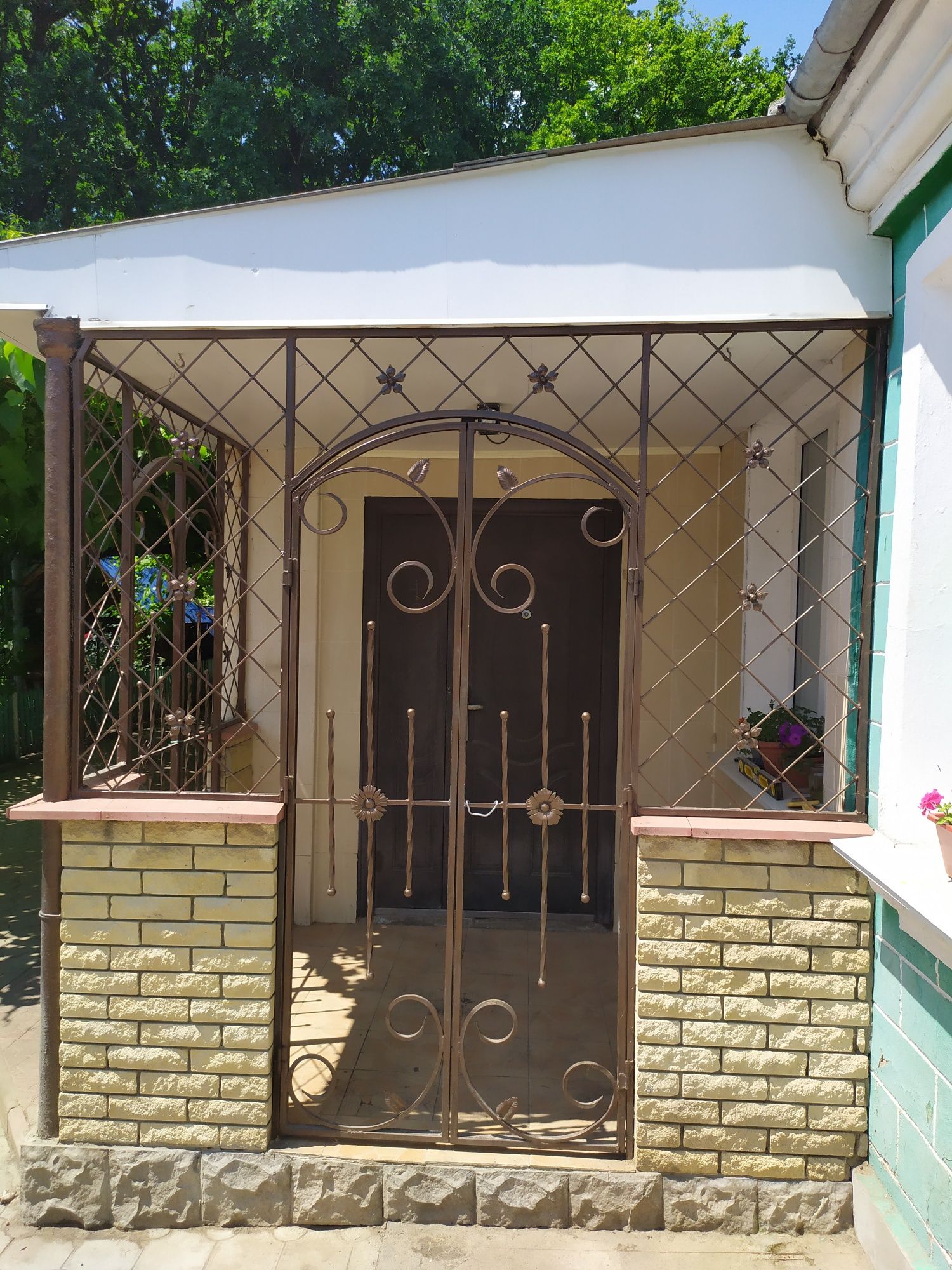 Продаю металевий декор для віранди