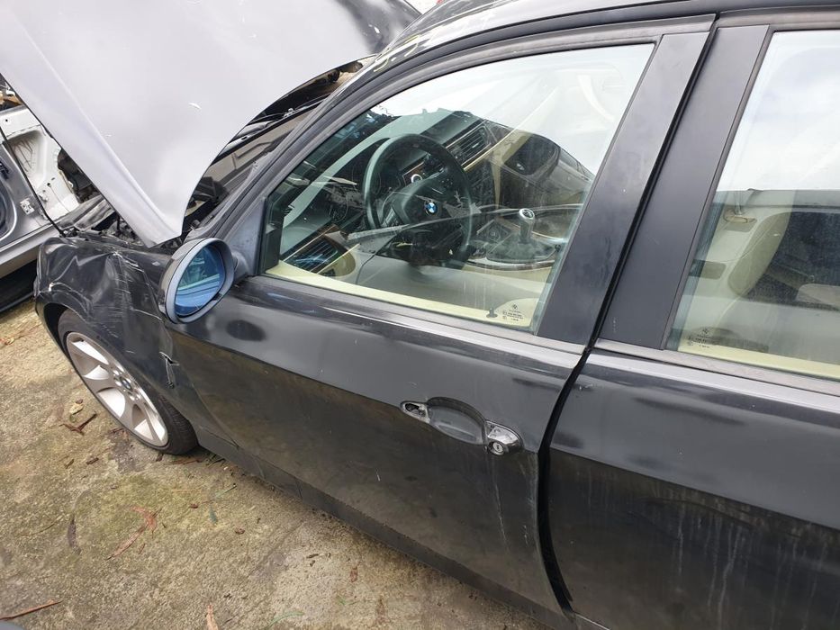 Porta frente esquerda BMW 3 (E90)
