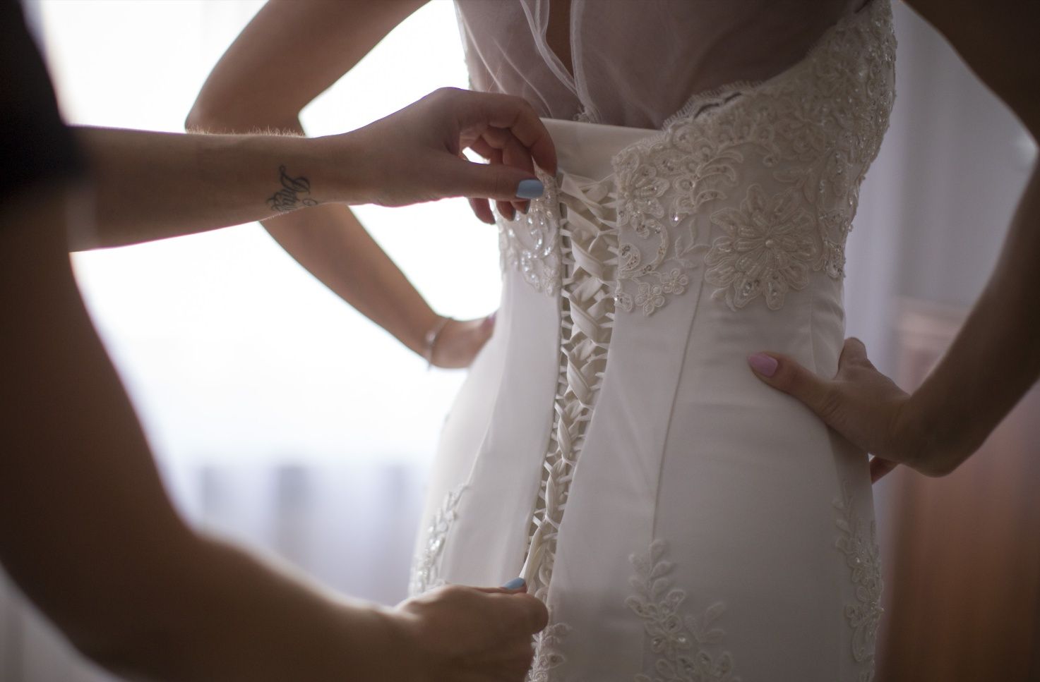 Piękna suknia ślubna-MAXIMA ,syrena, tren