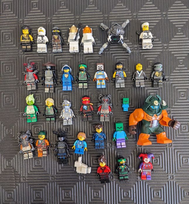 Lego ninjago nexo knight city оригінал деталі мініфігурки аксесуари кг