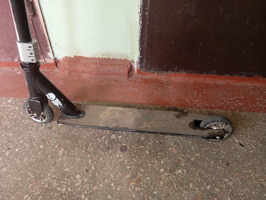 Продам дитячий самокат