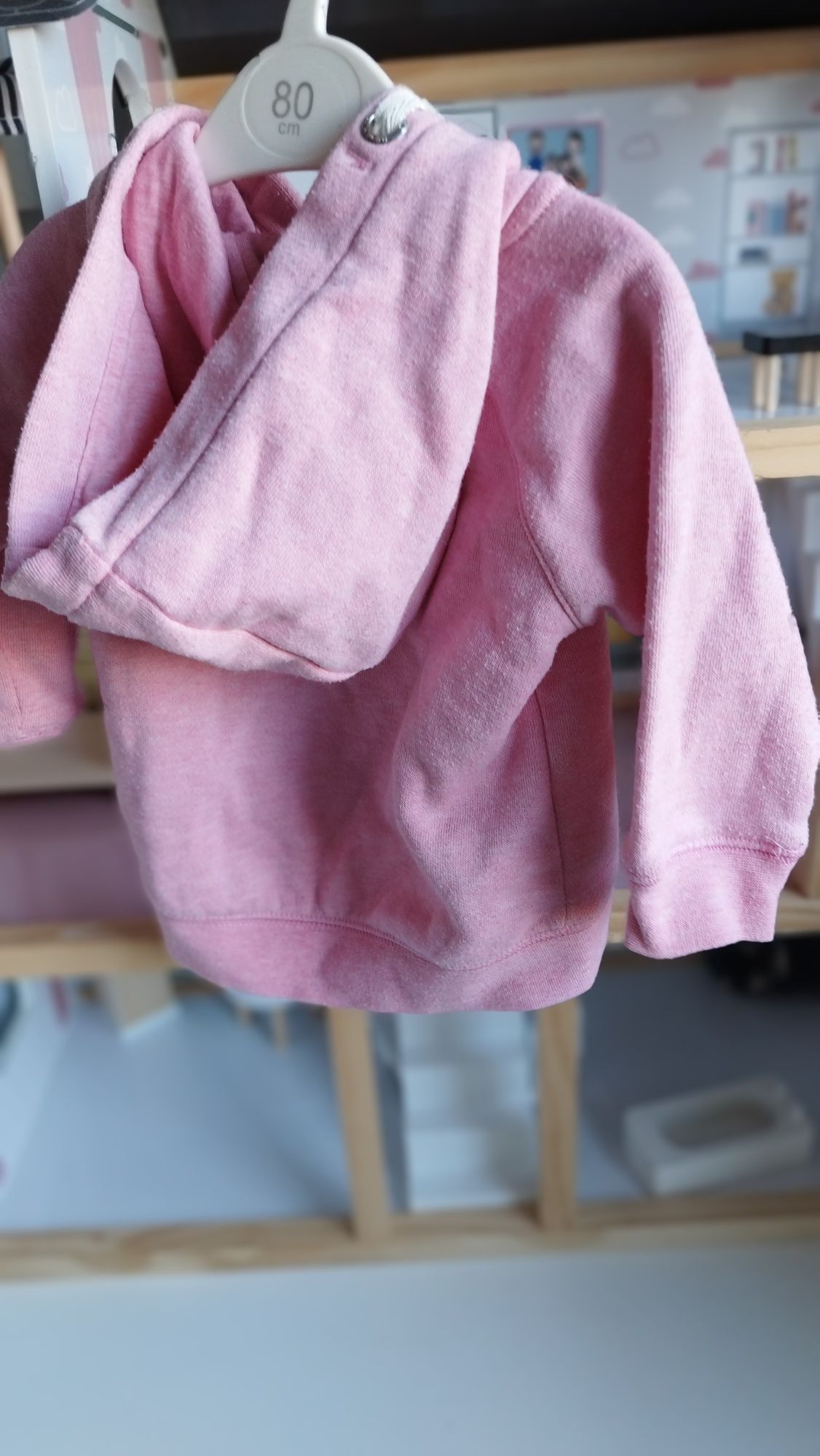 Bluza w rozmiarze 68. Reserved.