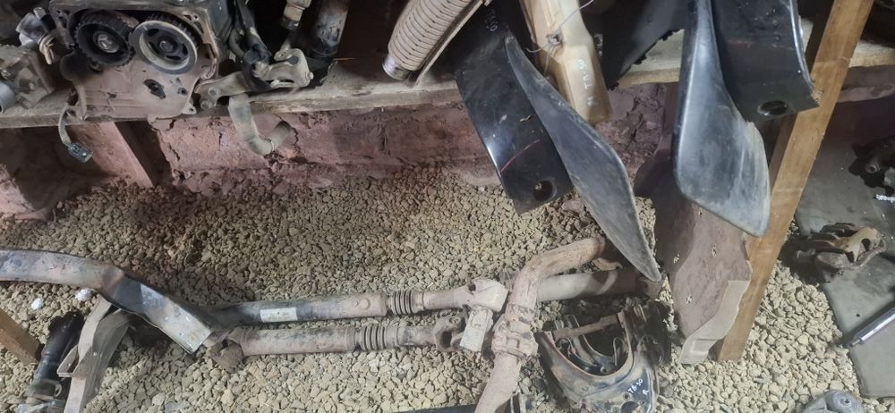 Ричаг цапфа ступиця рисори мазда bt 50 форд ренджер 06-11р