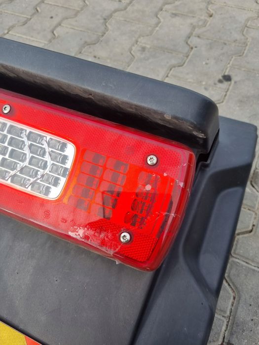 Błotnik Prawy Lampa Led tył Kompletny Volvo FH 4 FM 4 Fmx FH 5 FM 5