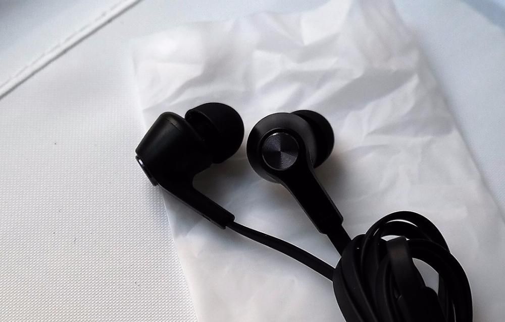 Auriculares Xiaomi Pistons 3 Starter Edition- cor à escolha