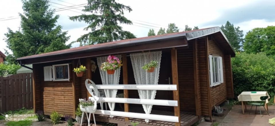 Sprzedam domek letniskowy drewniany