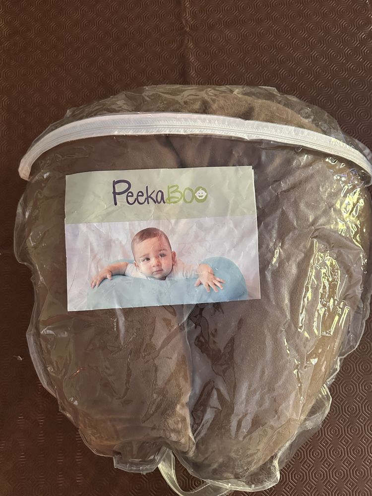 Almofada de amamentação Pekaboo
