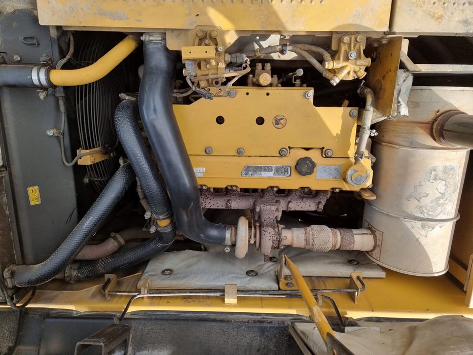 Продам экскаватор Caterpillar 320 D , 2013 года