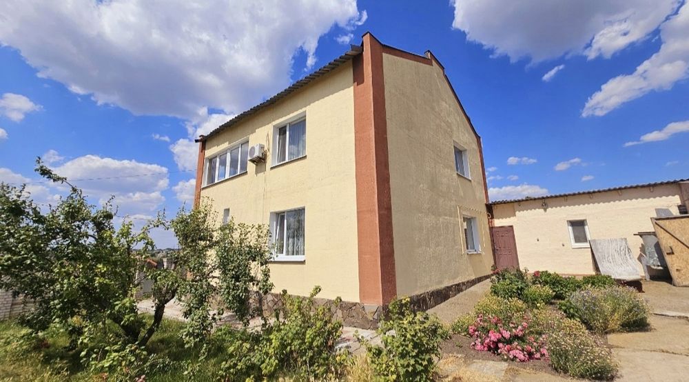 Продам  будинок,  Черняхівка !