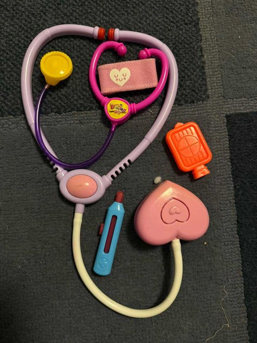 Набір дитячих медичних інструментів