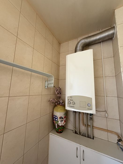 Продается двухуровневая квартира. Центр. Славянск.