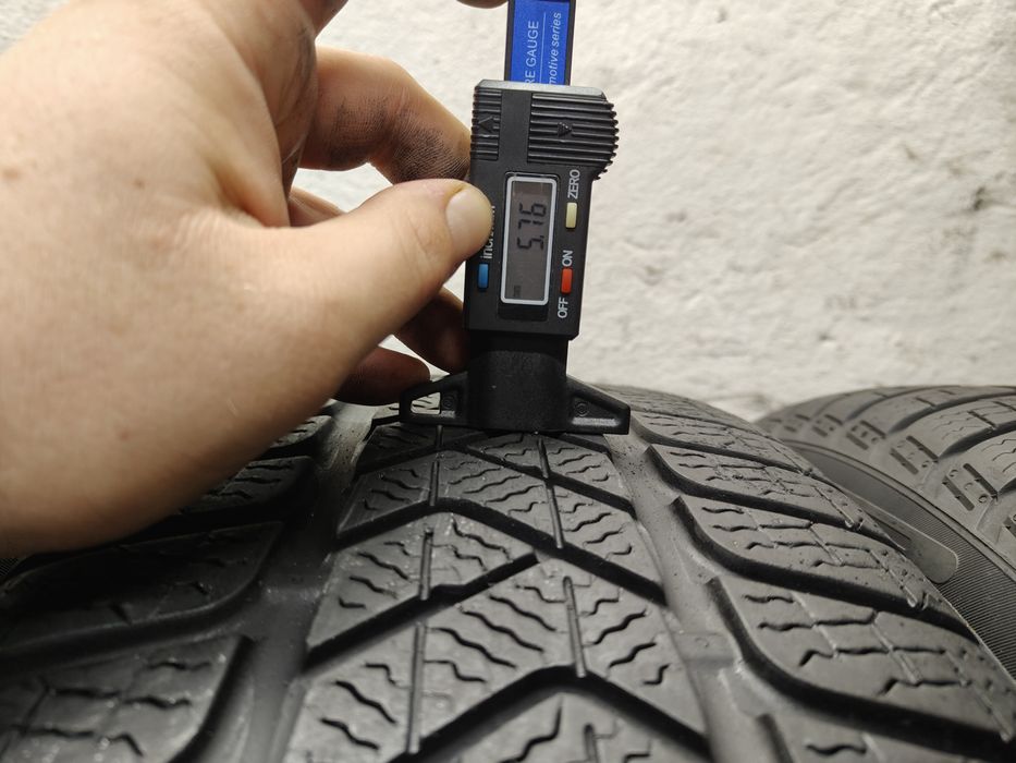 4X 225/55R17 101V XL Pirelli Sottozero 3 Winter 7mm 2023 Zimowe