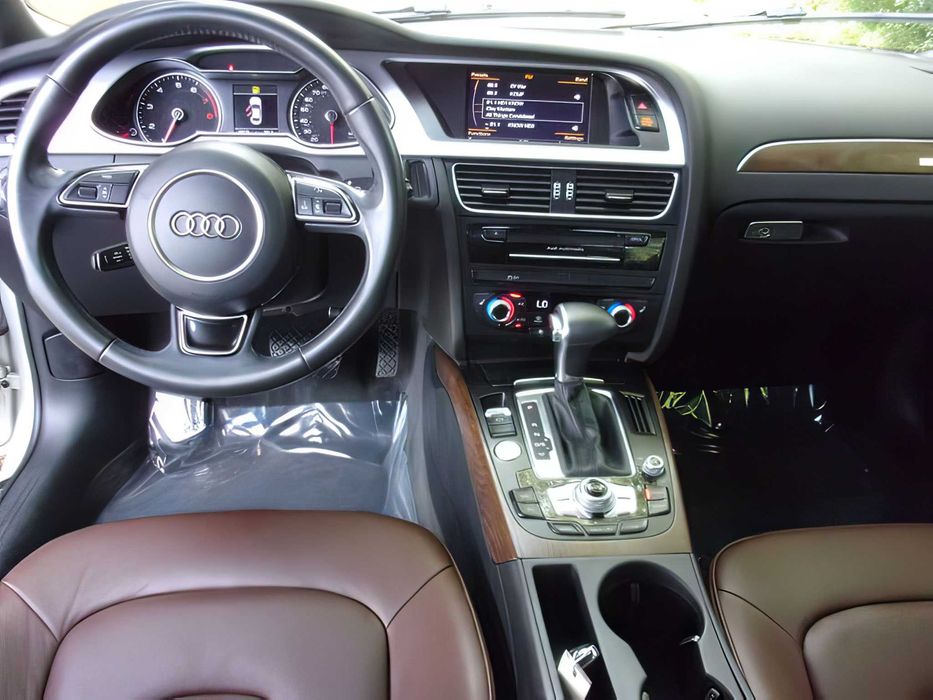 Audi A4      2015