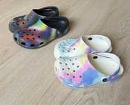 Крутые Crocs classic tie-die для девочки (для сестер,погодок) 34 и 36