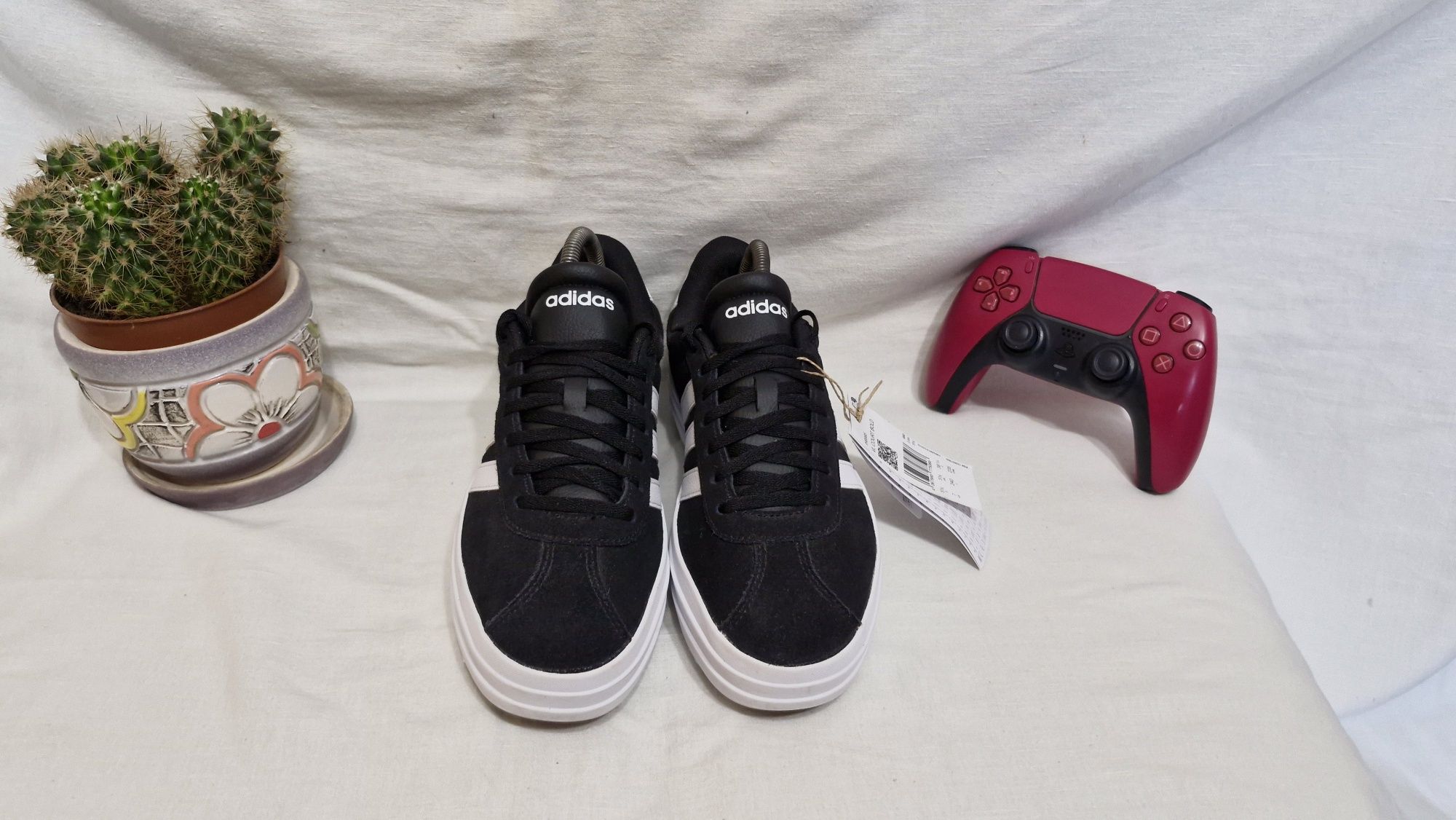 Кросівки Adidas VL Court Bold.Розмір 38.5