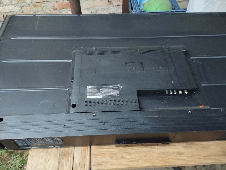 телевізор на запчастини Xiaomi  L55ma-ame