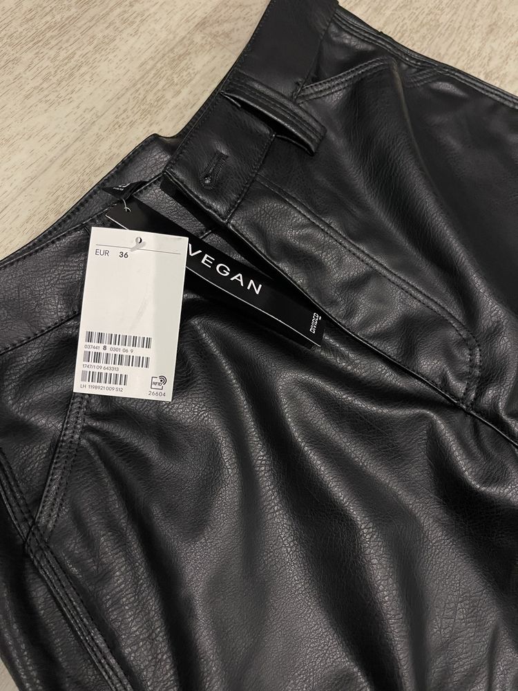 Шкіряні штани карго H&M
