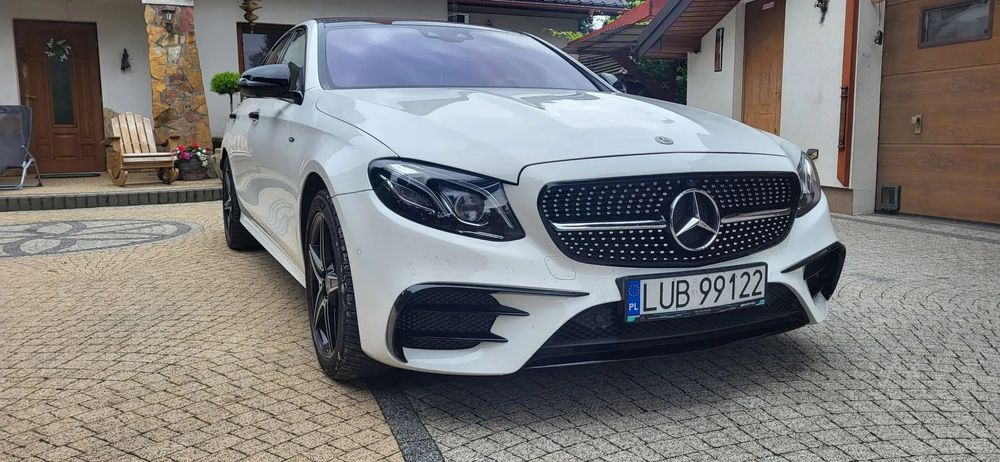 Mercedes-Benz Klasa E Salon Polska Pakiet AMG 4 Matic Szyberdach Hak zadbany zjawiskowy