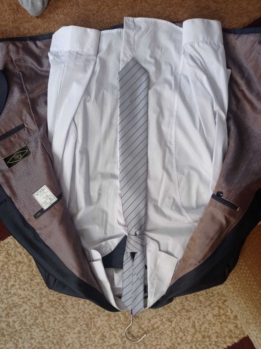 Костюм чоловічий