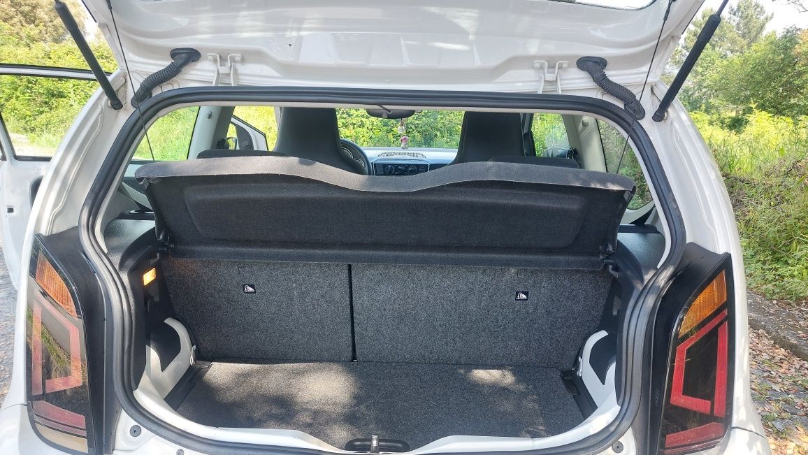 Volkswagen UP 1.0