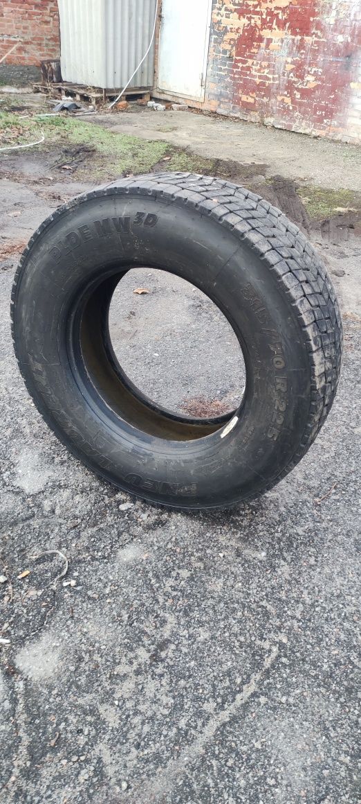 Шина 315/70/22.5 Pneu Laurent (Michelin)i