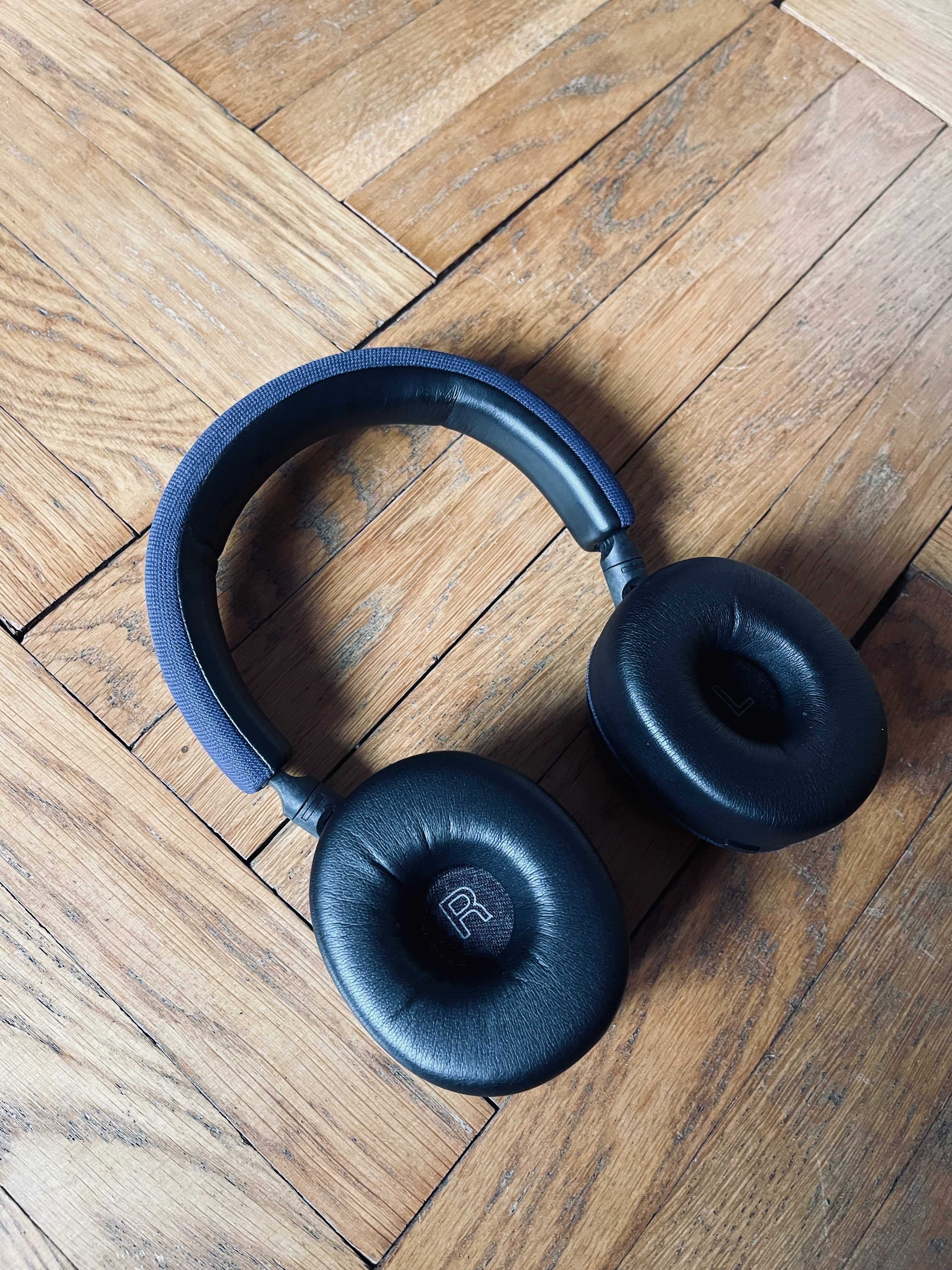 bowers and wilkins px5