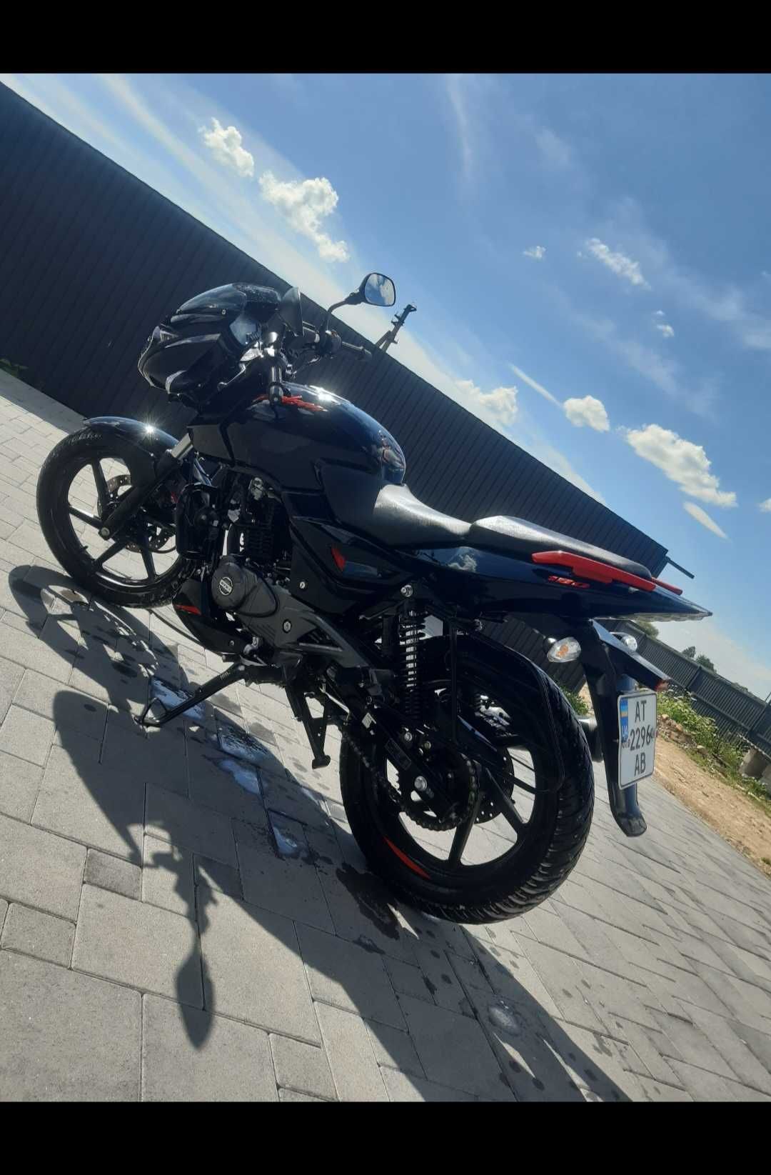 Bajaj Pulsar 180