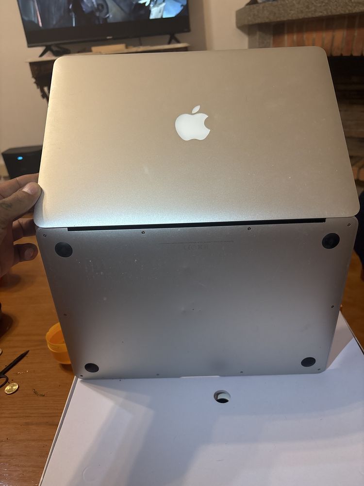MacBook Air 13 A1466 Para conserto ou peças
