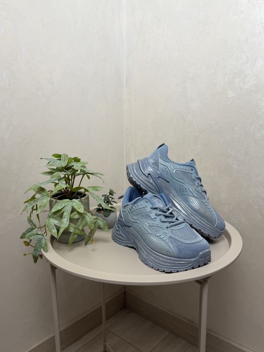 Жіночі кросівки / Мода Стиль / Стрітвір / Streetwear / на платформі