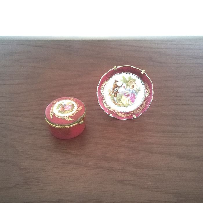 Pratinho e caixa em porcelana Limoges, vintage