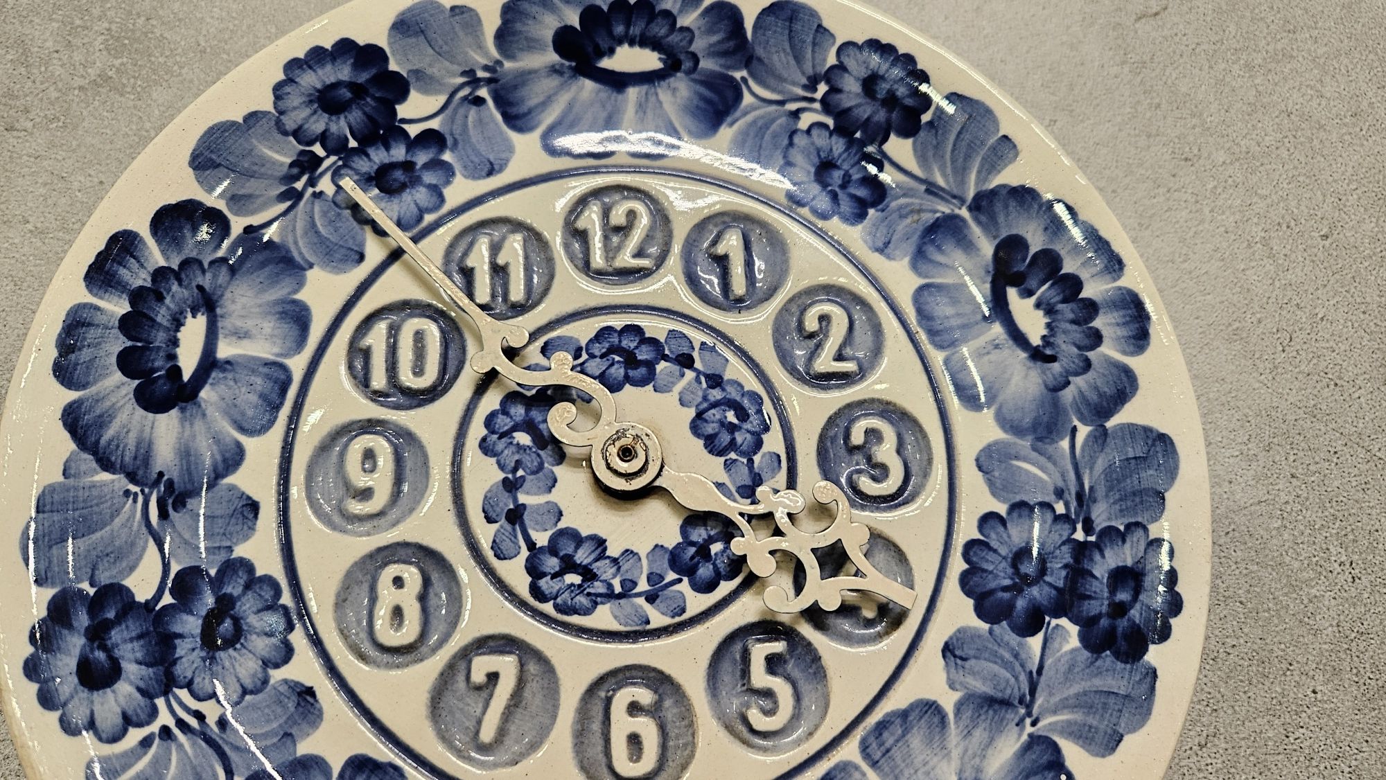 Zegar włocławek ceramiczny