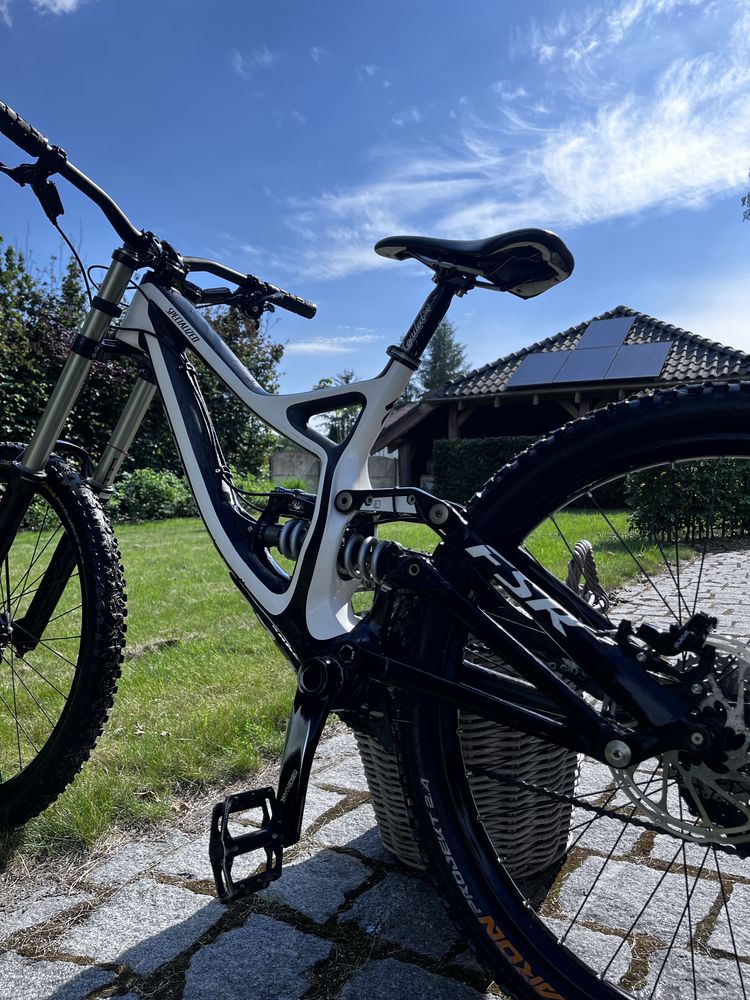 Specialized Demo 8