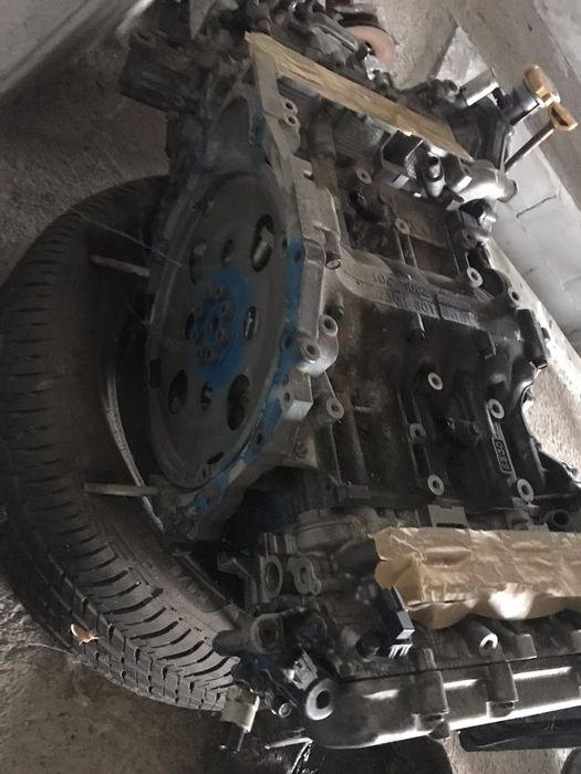 Двигун Субару 3.0