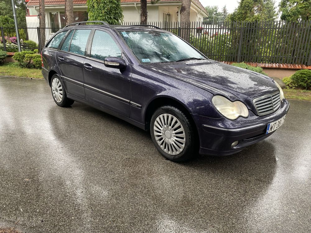 Na sprzedaż mercedes 2.2 tdi automat dobry stan w zamian gwarancję